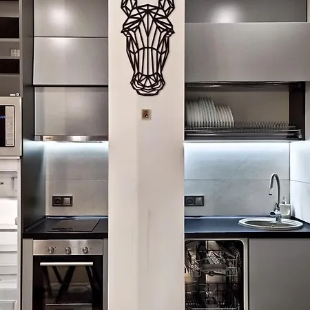 Apartamento Petrovdom 52,67,205,213 In Smart In New York Concept House