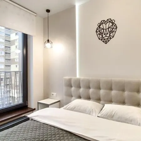 Petrovdom 52,67,205,213 In Smart In New York Concept House Apartamento Kiev