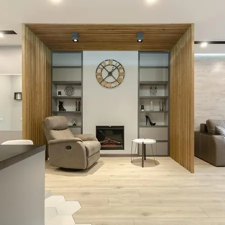 Petrovdom 52,67,205,213 In Smart In New York Concept House