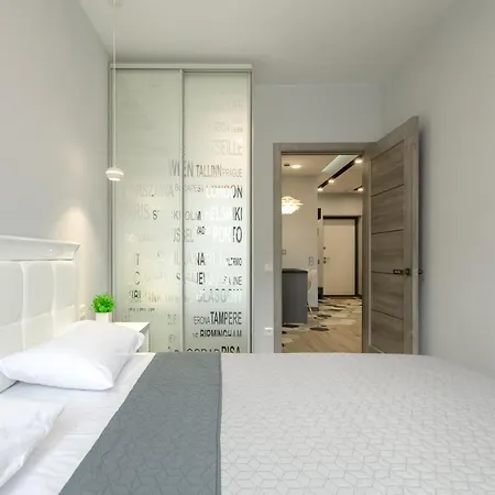 Petrovdom 52,67,205,213 In Smart In New York Concept House