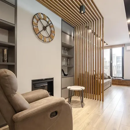 Petrovdom 52,67,205,213 In Smart In New York Concept House Apartamento *
