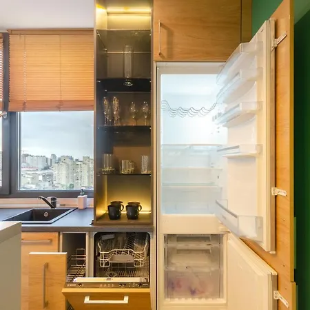 Petrovdom 52,67,205,213 In Smart In New York Concept House Apartamento