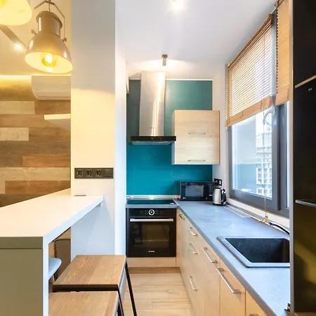 Petrovdom 52,67,205,213 In Smart In New York Concept House * Kiev