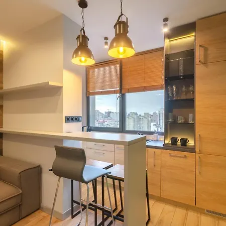 Apartamento Petrovdom 52,67,205,213 In Smart In New York Concept House *