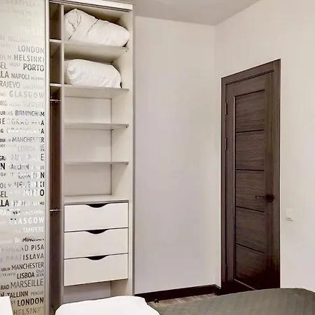 Petrovdom 52,67,205,213 In Smart In New York Concept House