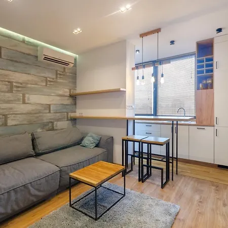 Petrovdom 52,67,205,213 In Smart In New York Concept House *
